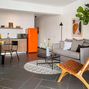Liv Urban 4* Λάρνακα