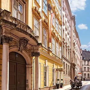 Hotell Pertschy Palais