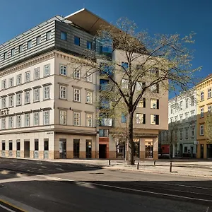 Radisson Blu Triest Hotel, **** Vienna