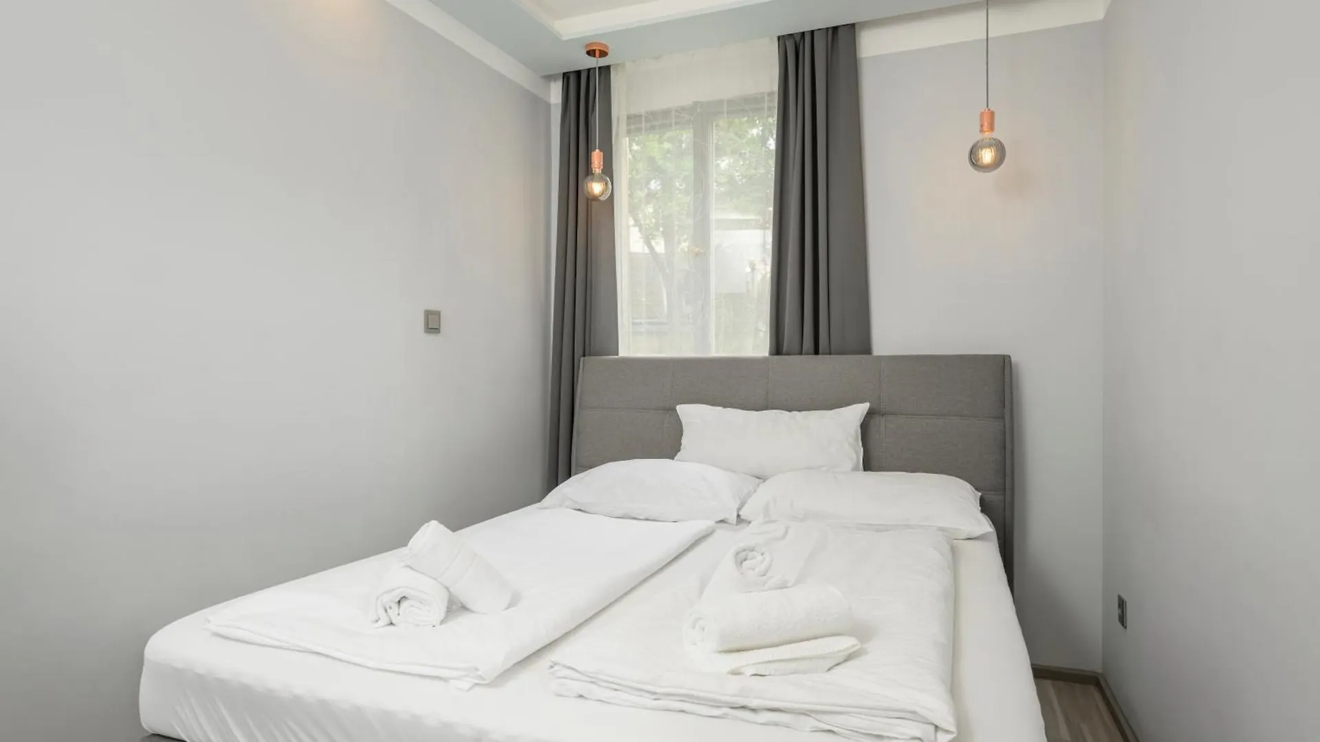 Palais Palffy Apartments Βιέννη 4*,  Αυστρία