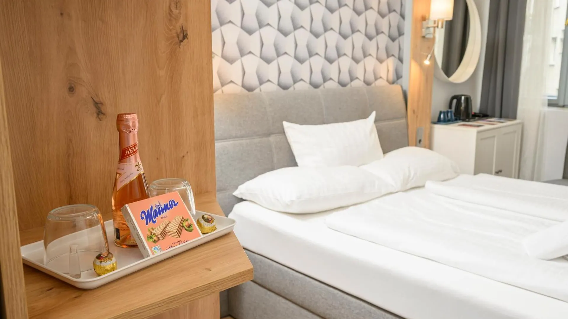 Palais Palffy Apartments Βιέννη