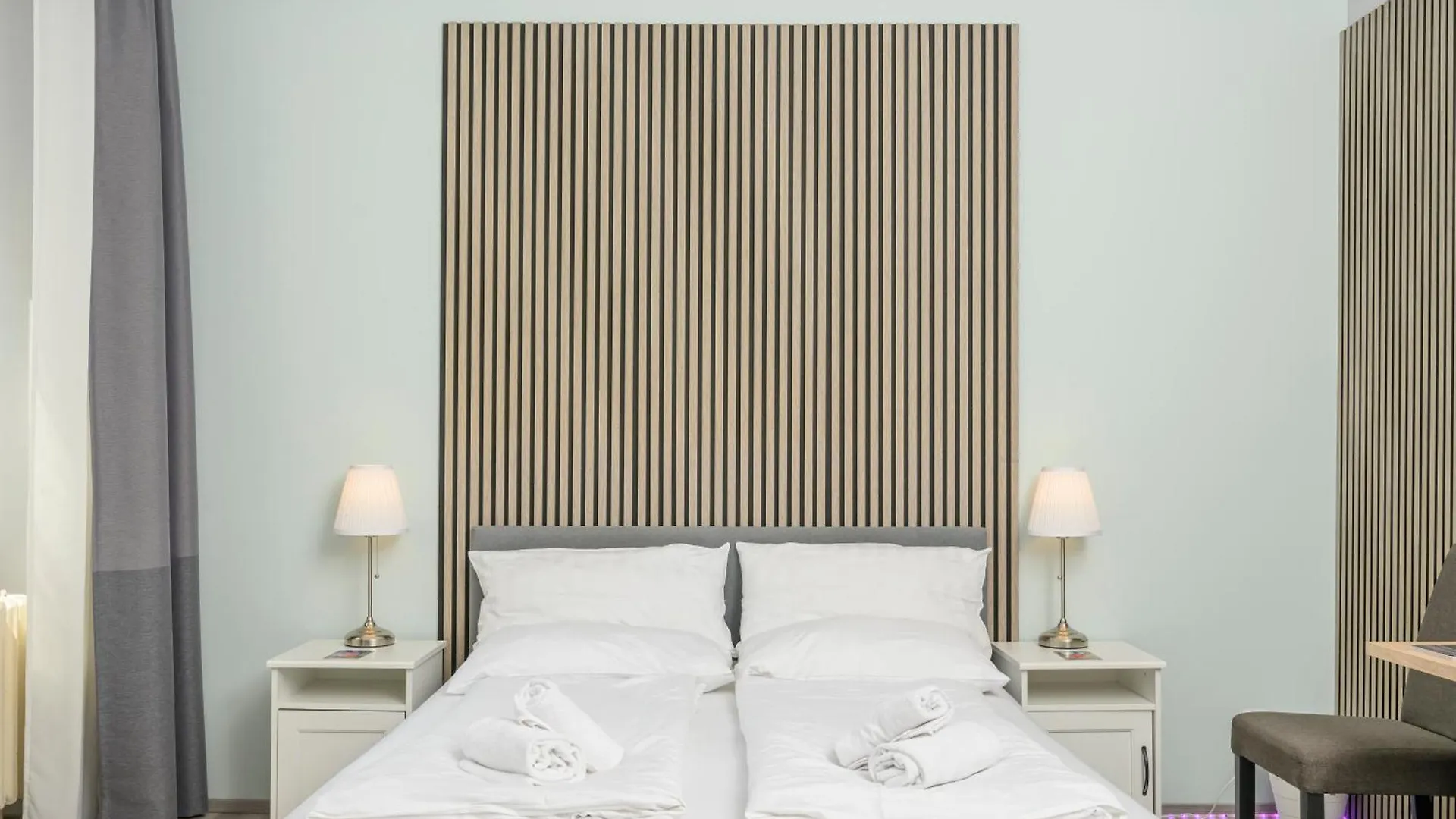 Palais Palffy Apartments Βιέννη 4*,  Αυστρία