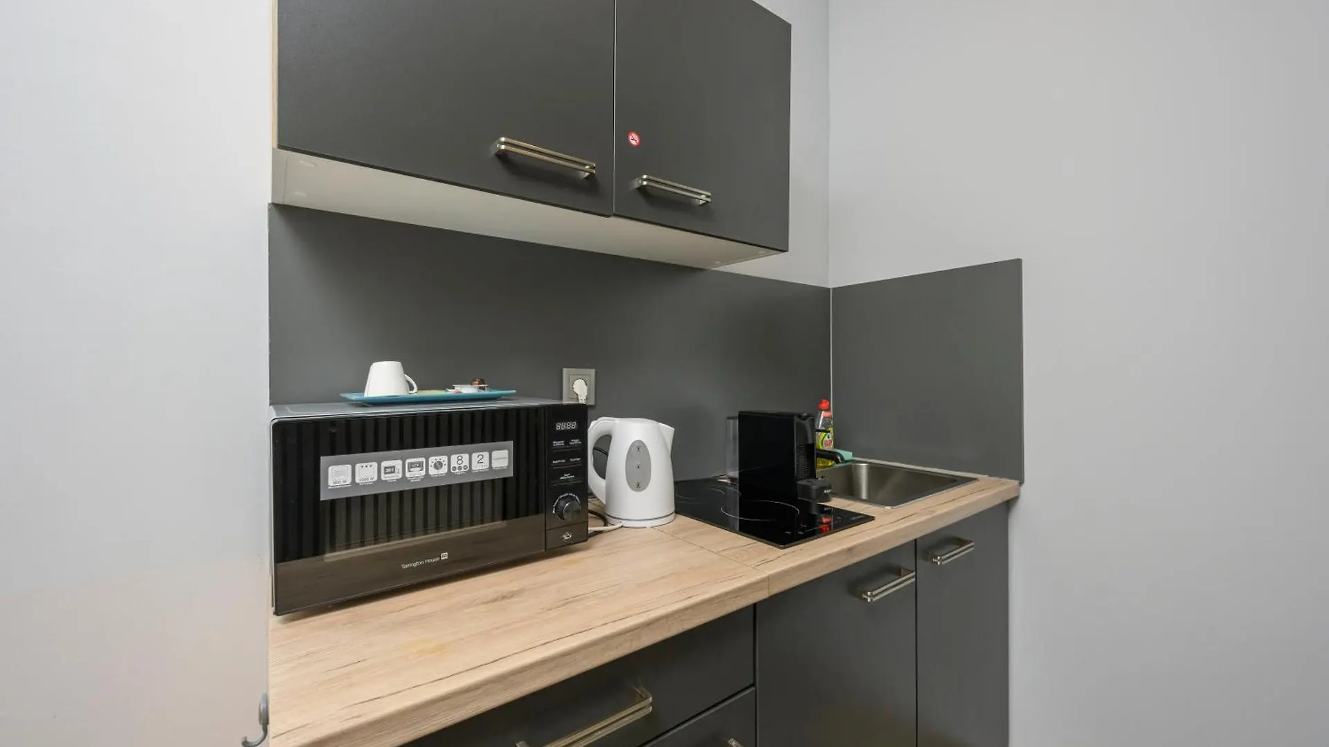 Palais Palffy Apartments Βιέννη 4*,