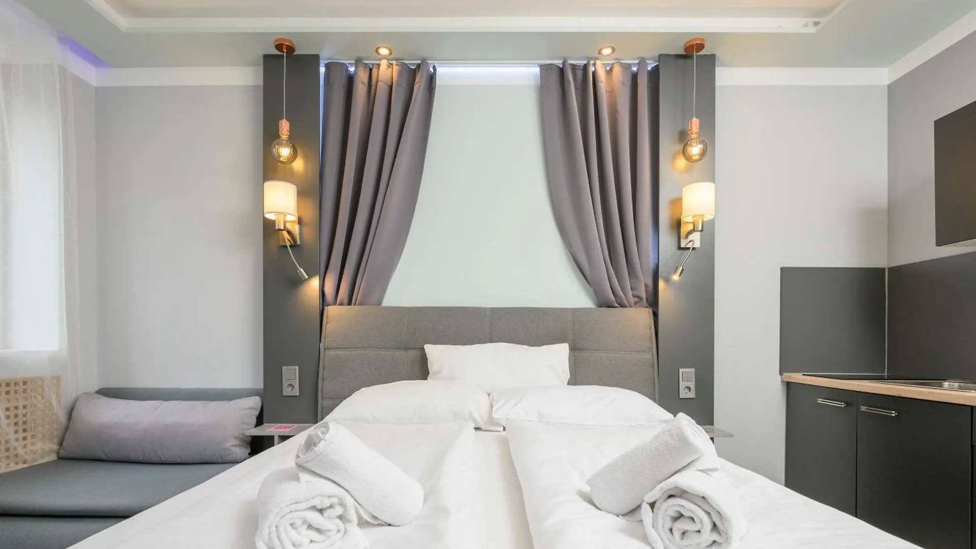 Palais Palffy Apartments Βιέννη Ξενοδοχείο με διαμερίσματα