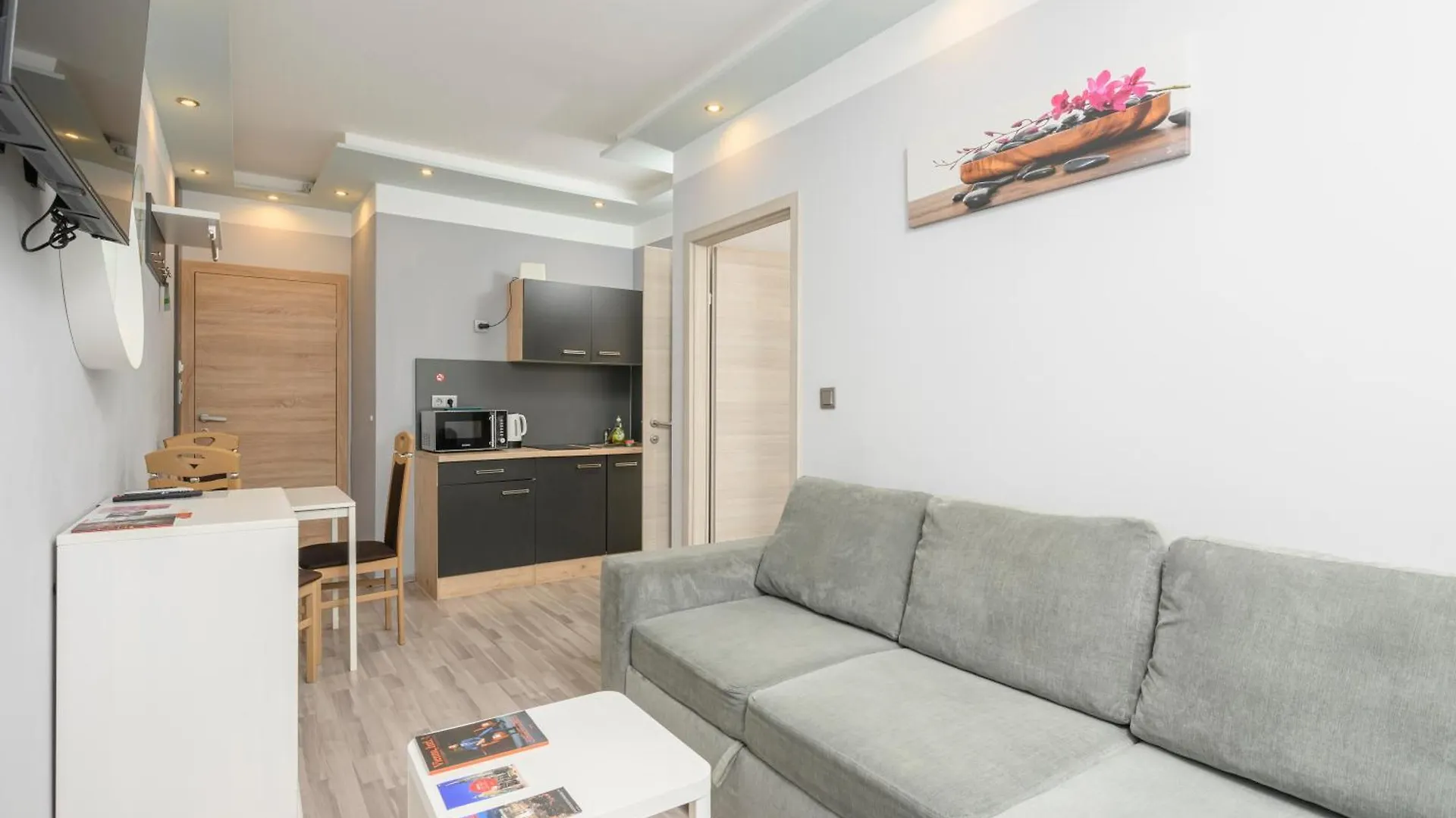 Palais Palffy Apartments Βιέννη 4*,  Αυστρία