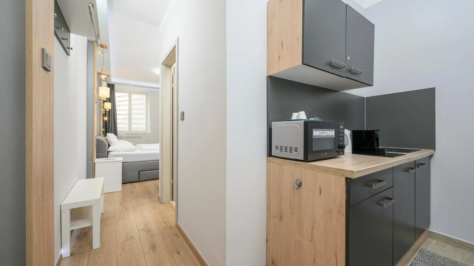 Palais Palffy Apartments Βιέννη Ξενοδοχείο με διαμερίσματα