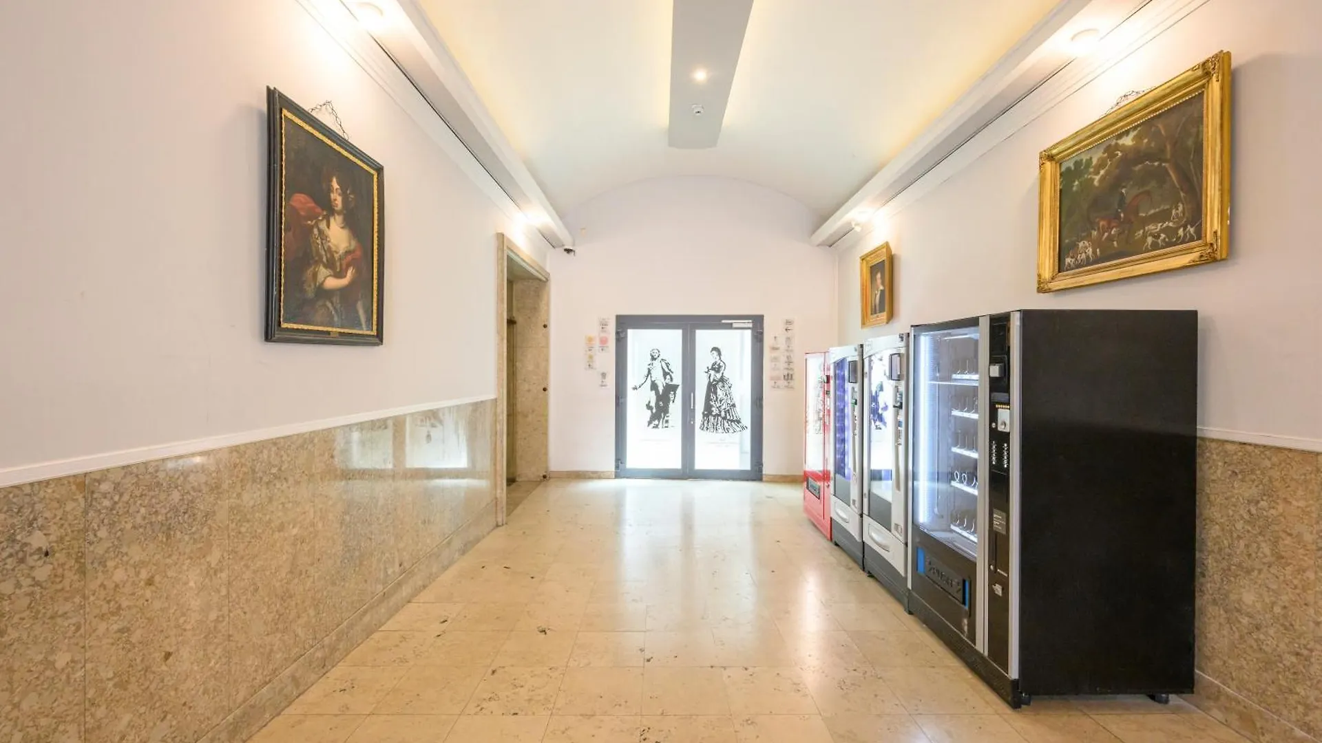 Elegance Palais Palffy Apartments Wien Lägenhetshotell